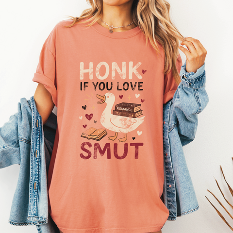 “Honk If You Love Smut” — Vintage Style Tee